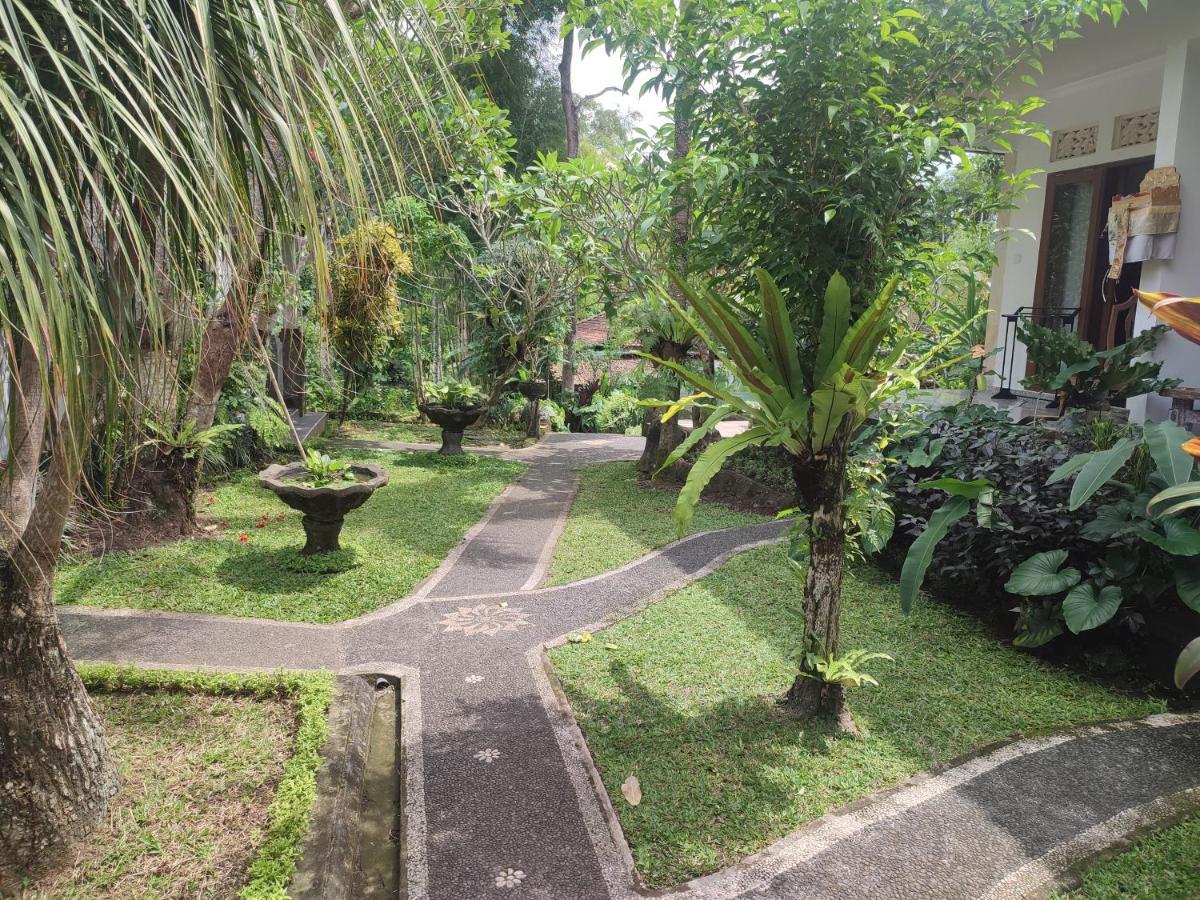Nyoman Homestay Ubud ภายนอก รูปภาพ