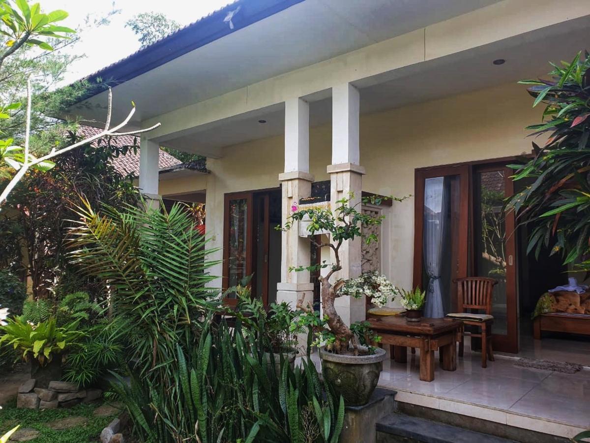 Nyoman Homestay Ubud ภายนอก รูปภาพ